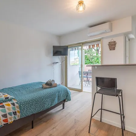 Studio Avec Terrasse Vue Jardin Antibes Exterior foto