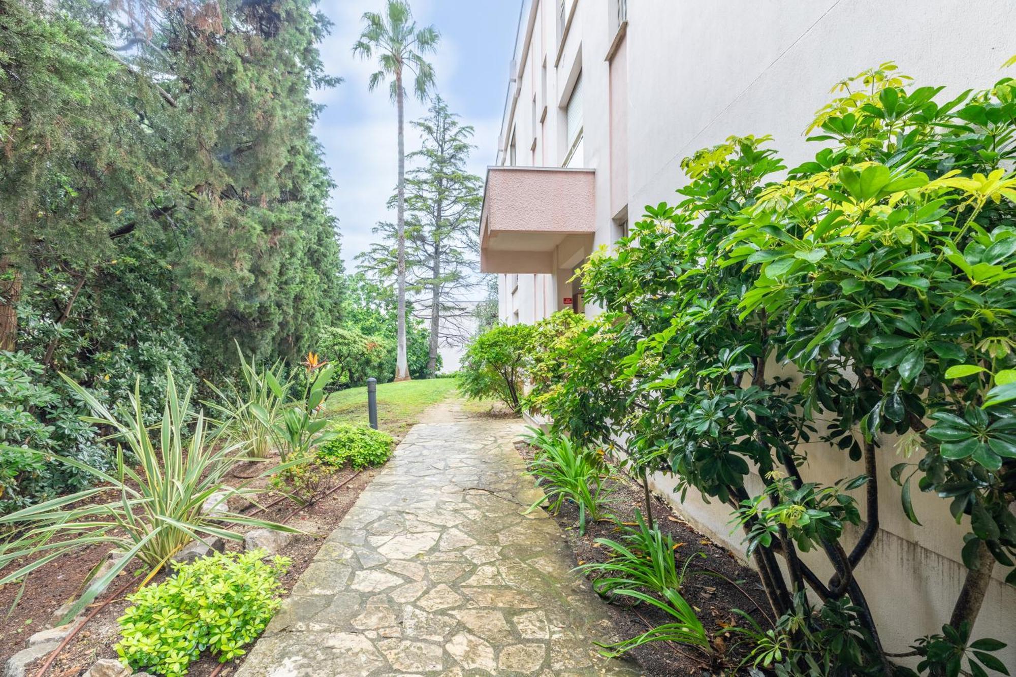 Avec Terrasse Vue Jardin *